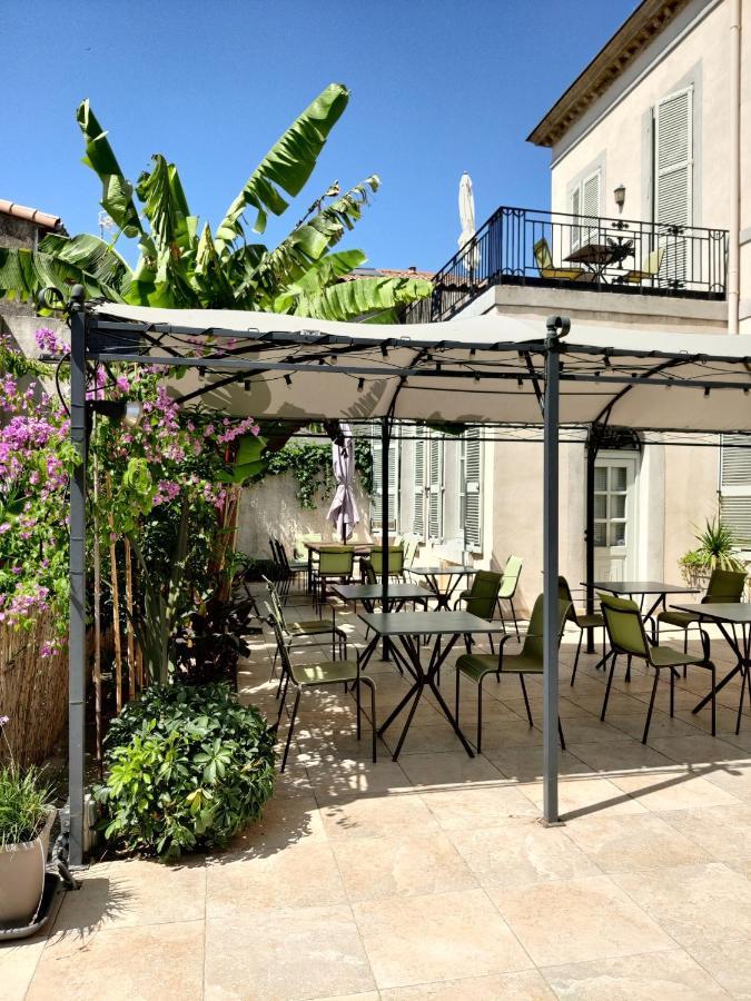 Mèze Chambres D'Hotes - Bed And Breakfast Les Palmiers מראה חיצוני תמונה