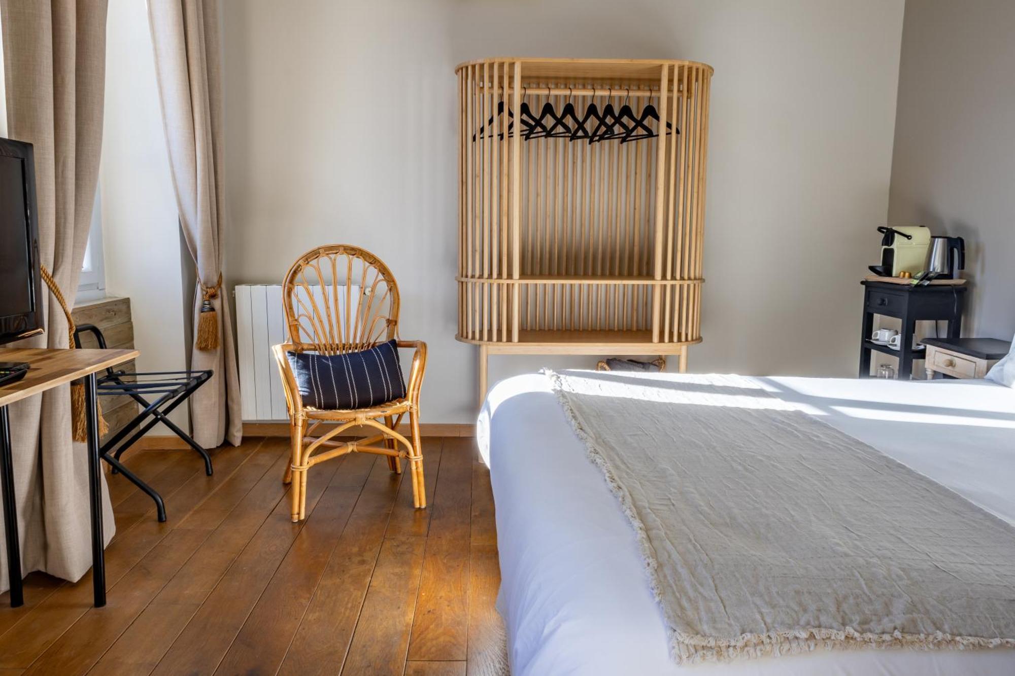 Mèze Chambres D'Hotes - Bed And Breakfast Les Palmiers מראה חיצוני תמונה