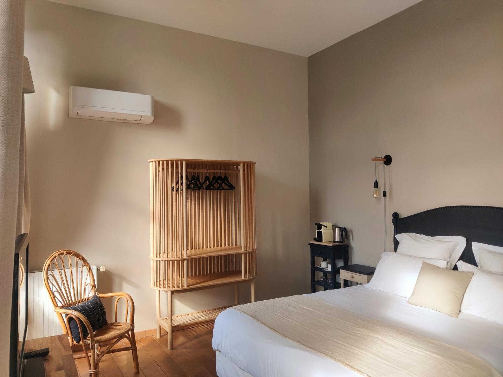 Mèze Chambres D'Hotes - Bed And Breakfast Les Palmiers מראה חיצוני תמונה